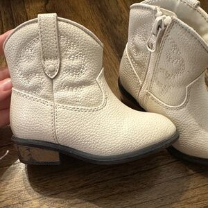 Cat & Jack Cream Kids' Boots